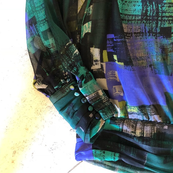 Patterned Top - Picture 5 of 5